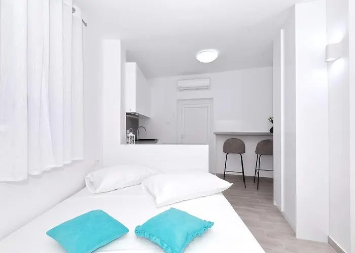 アパート Silver Stars 1